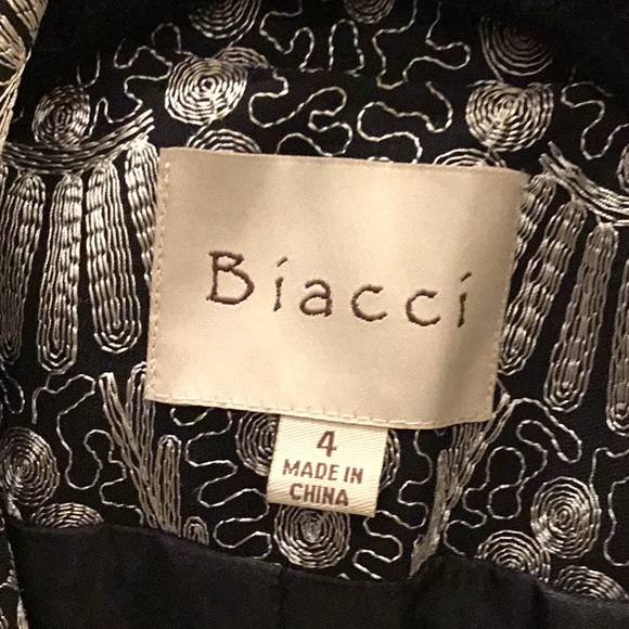 Biacci Black & White Unique Embroidered Jacket - Picture 7 of 8